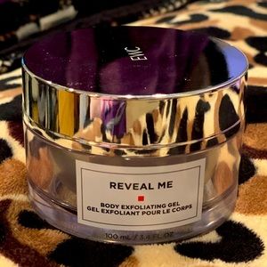 European Wax Center Reveal Me Body Exfoliating Gel - New